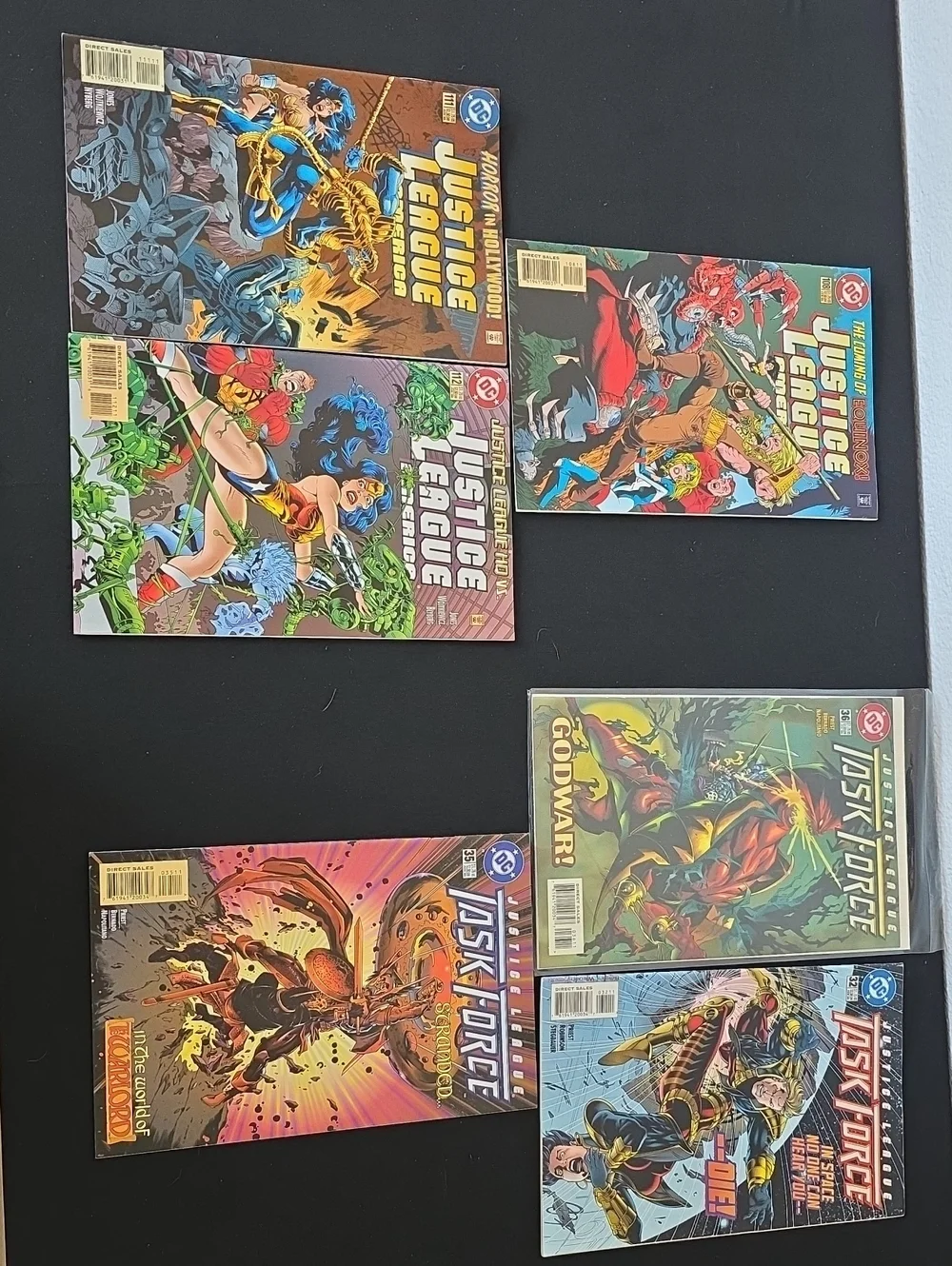 DC Comic Book Set Of 6- Justice League